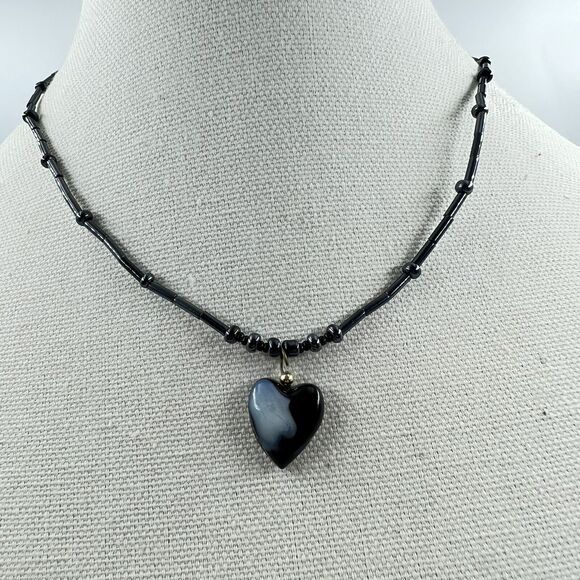 Art Glass Heart Pendant Black Beaded Necklace 16” Barrel Clasp Gothic Romance - Picture 3 of 6